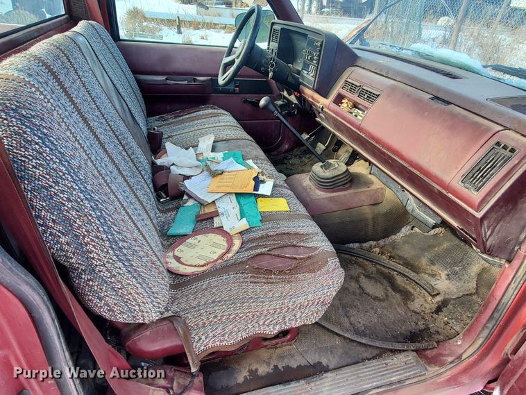 image for item HW9560 1988 Chevrolet C1500  pickup truck