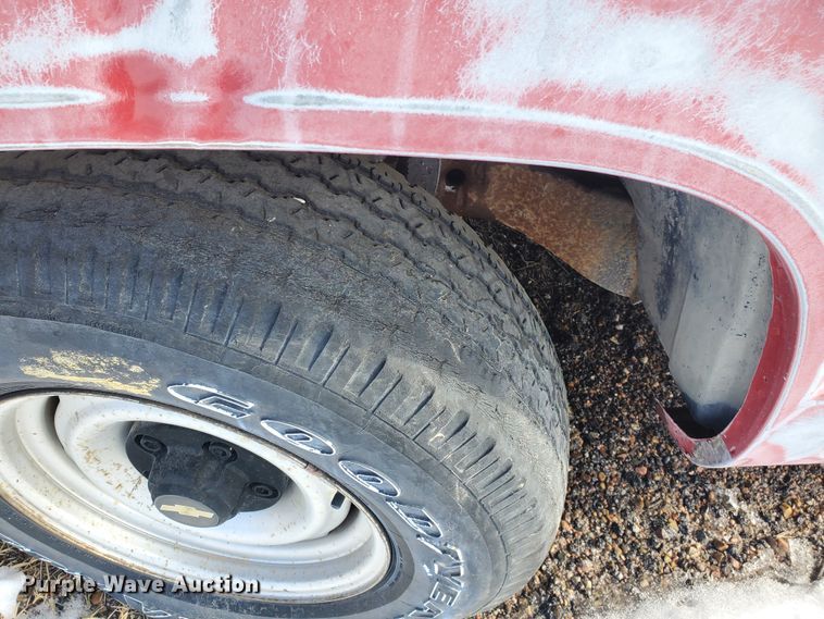 image for item HW9560 1988 Chevrolet C1500  pickup truck