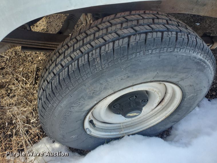 image for item HW9560 1988 Chevrolet C1500  pickup truck