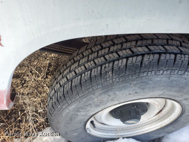 image for item HW9560 1988 Chevrolet C1500  pickup truck