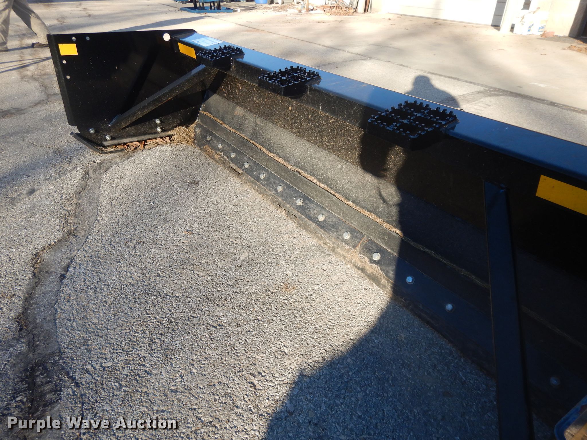 John Deere SP8C skid steer snow pusher in Overland Park, KS Item