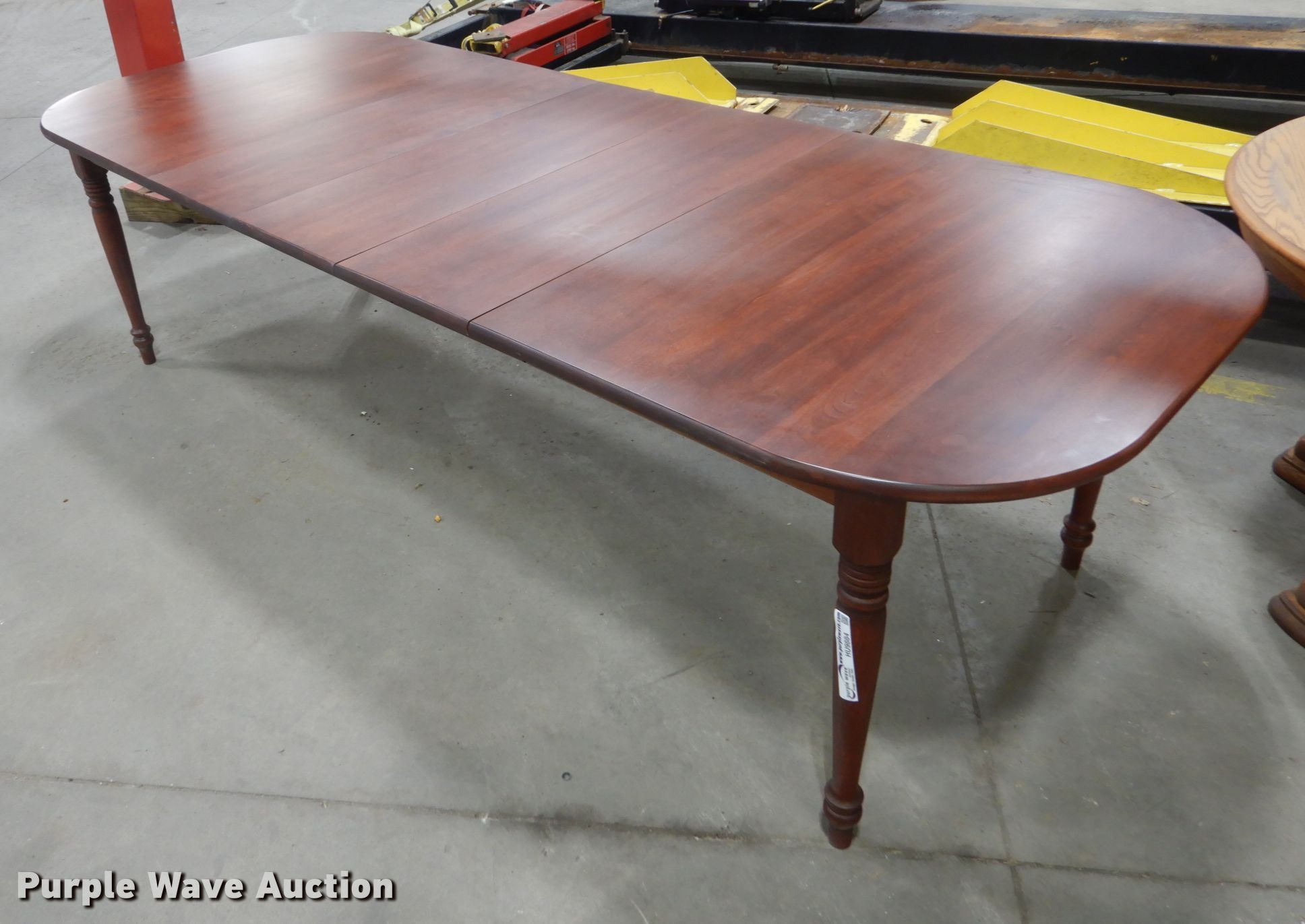 Furniture in Ottumwa, IA Item HU9884 sold Purple Wave