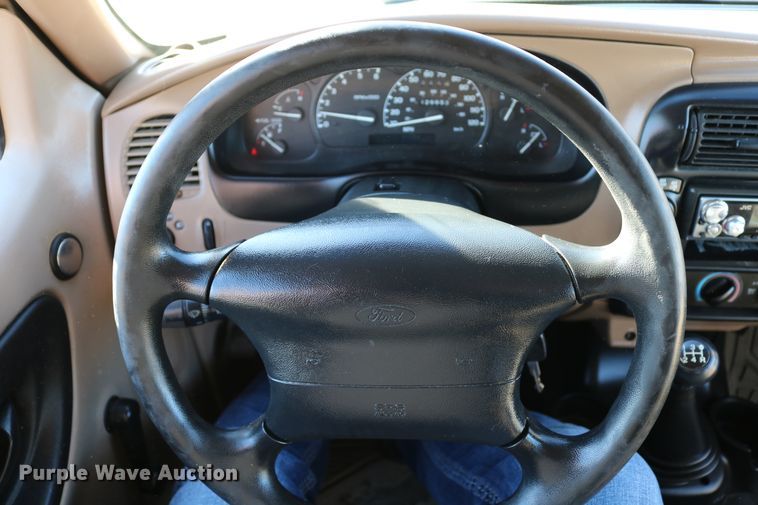 image for item DE1862 2000 Ford Ranger  SuperCab pickup truck