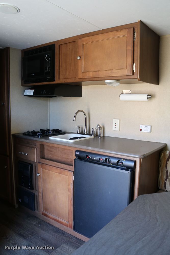 image for item DE1863 2014 Dutchmen Aspen Trail  camper