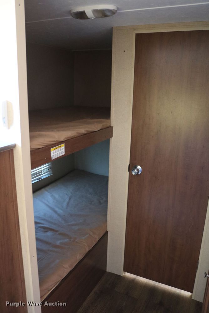 image for item DE1863 2014 Dutchmen Aspen Trail  camper