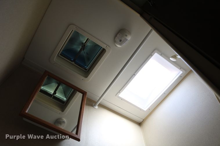 image for item DE1863 2014 Dutchmen Aspen Trail  camper