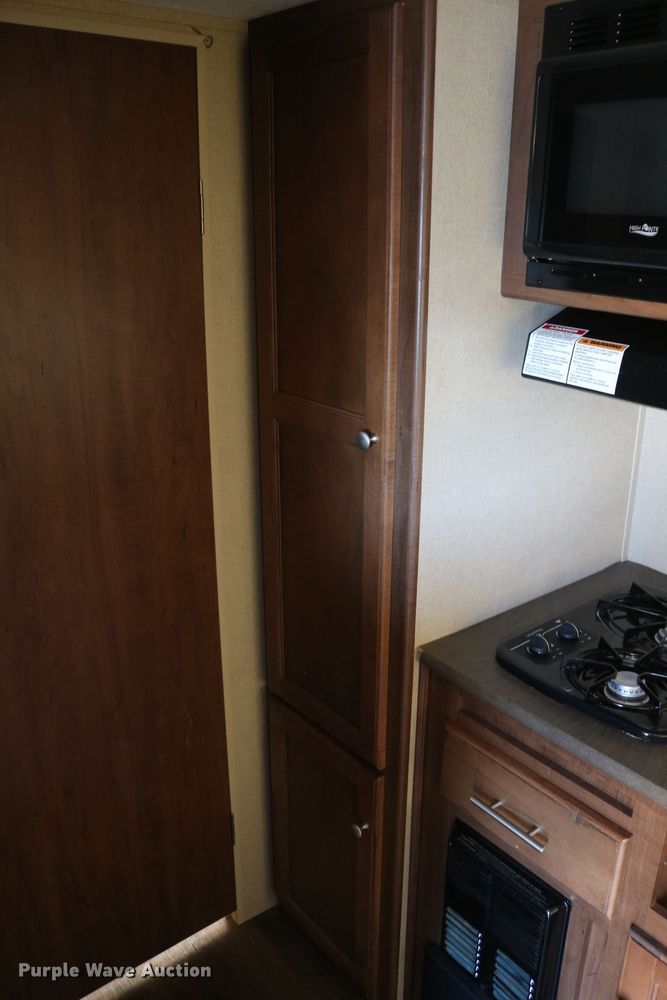 image for item DE1863 2014 Dutchmen Aspen Trail  camper