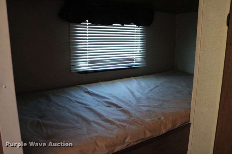 image for item DE1863 2014 Dutchmen Aspen Trail  camper