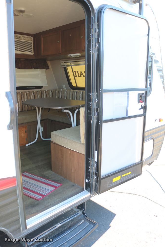 image for item DE1863 2014 Dutchmen Aspen Trail  camper