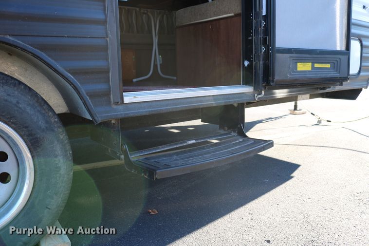 image for item DE1863 2014 Dutchmen Aspen Trail  camper