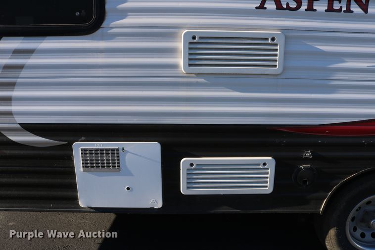 image for item DE1863 2014 Dutchmen Aspen Trail  camper