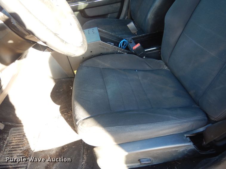 image for item DG4670 2011 Dodge Charger Police