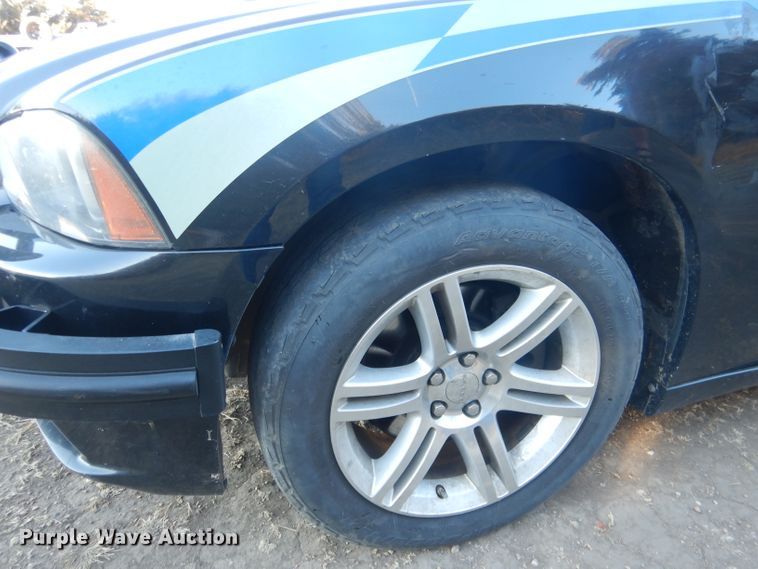 image for item DG4670 2011 Dodge Charger Police