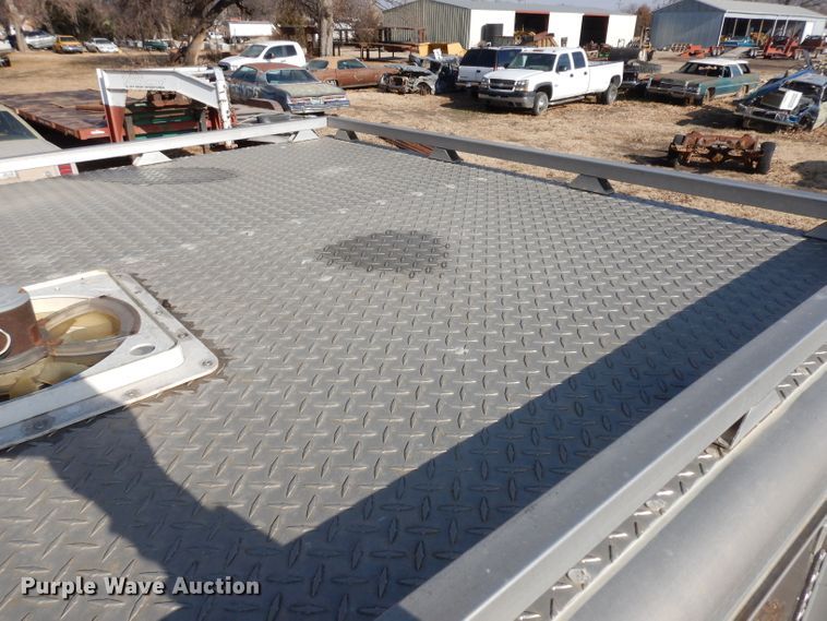 image for item DH5586 Pickup truck bed dog box