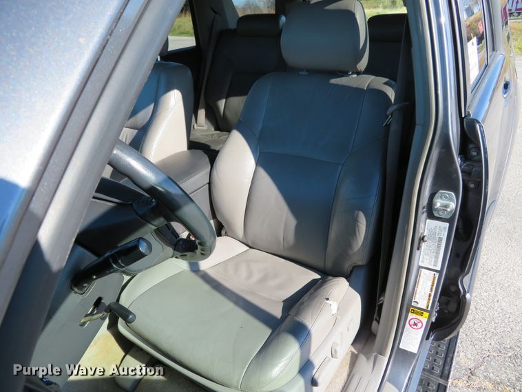 image for item DI3872 2004 Toyota 4Runner Limited  SUV