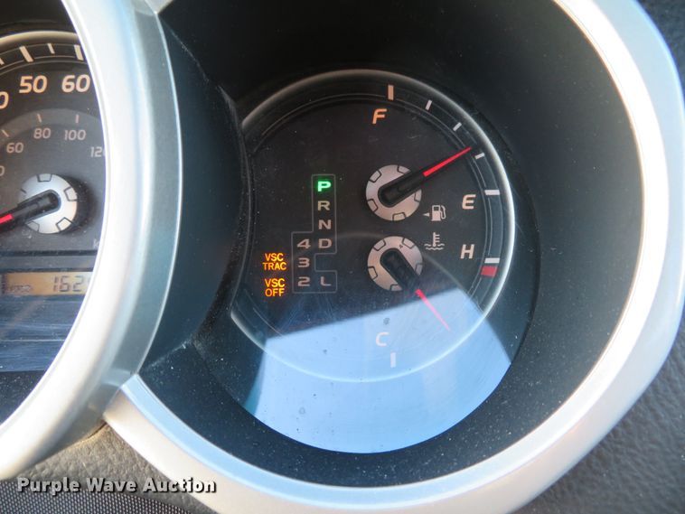 image for item DI3872 2004 Toyota 4Runner Limited  SUV