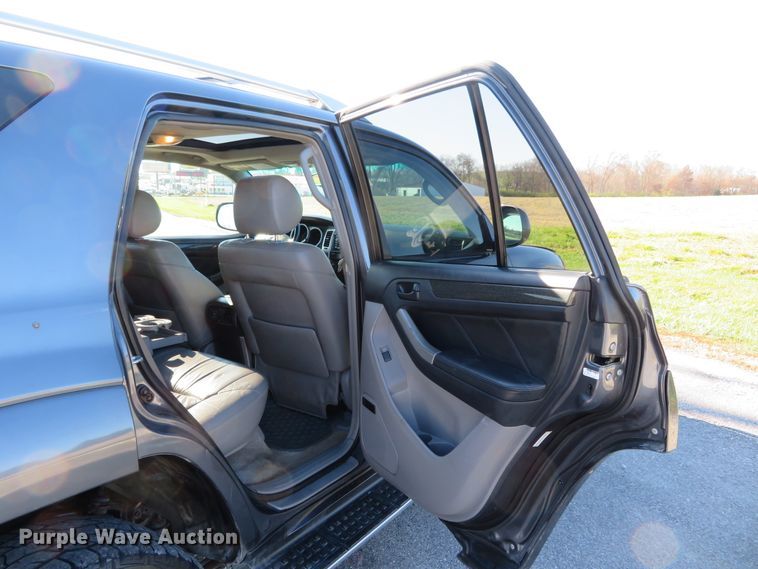 image for item DI3872 2004 Toyota 4Runner Limited  SUV