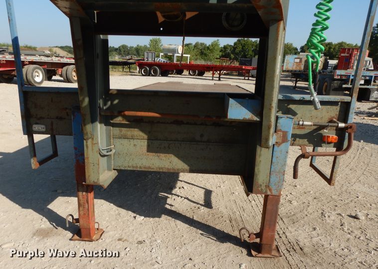 image for item DI7619 1999 HME equipment trailer