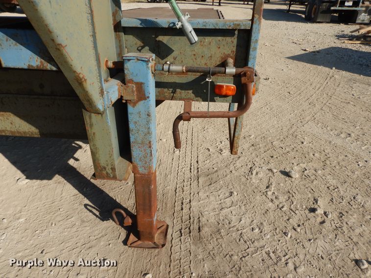 image for item DI7619 1999 HME equipment trailer