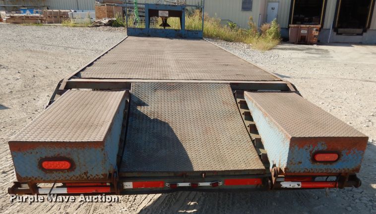 image for item DI7619 1999 HME equipment trailer