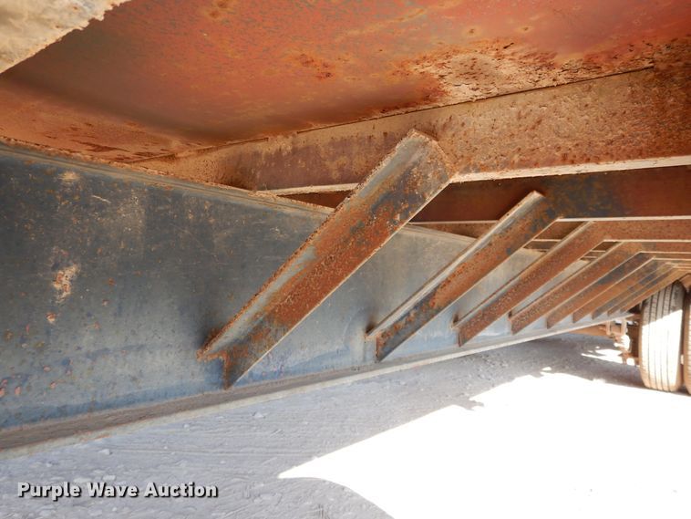 image for item DI7619 1999 HME equipment trailer