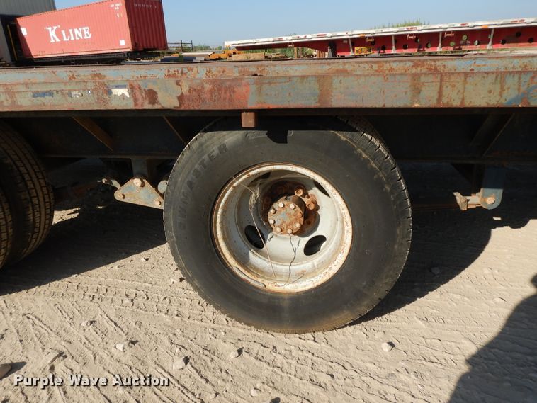 image for item DI7619 1999 HME equipment trailer