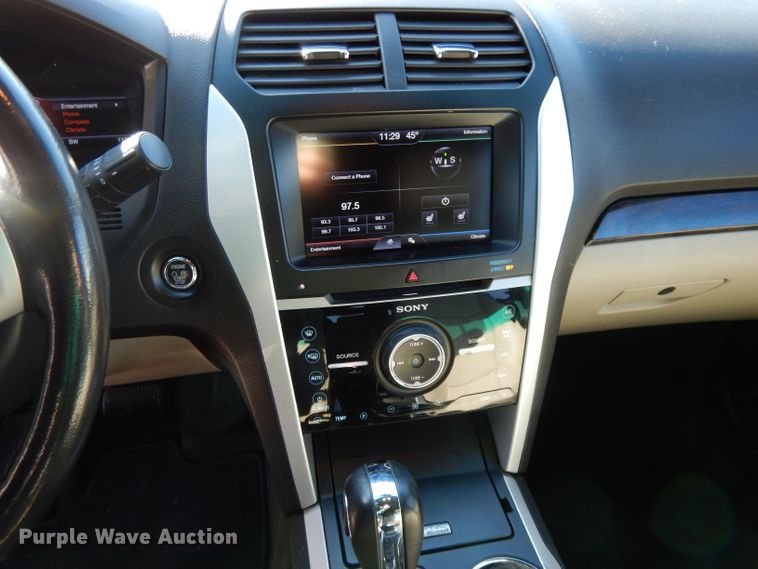 image for item DI8077 2013 Ford Explorer Limited  SUV