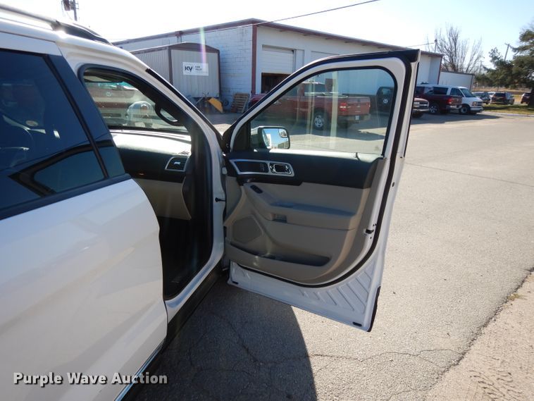 image for item DI8077 2013 Ford Explorer Limited  SUV