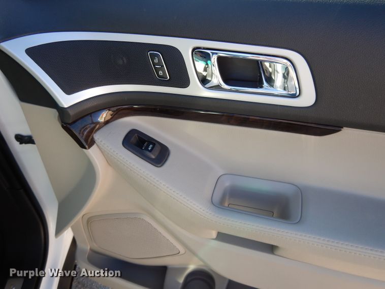 image for item DI8077 2013 Ford Explorer Limited  SUV