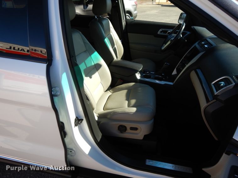 image for item DI8077 2013 Ford Explorer Limited  SUV