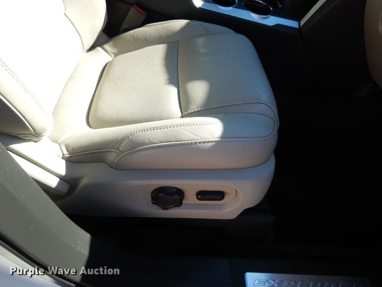 image for item DI8077 2013 Ford Explorer Limited  SUV