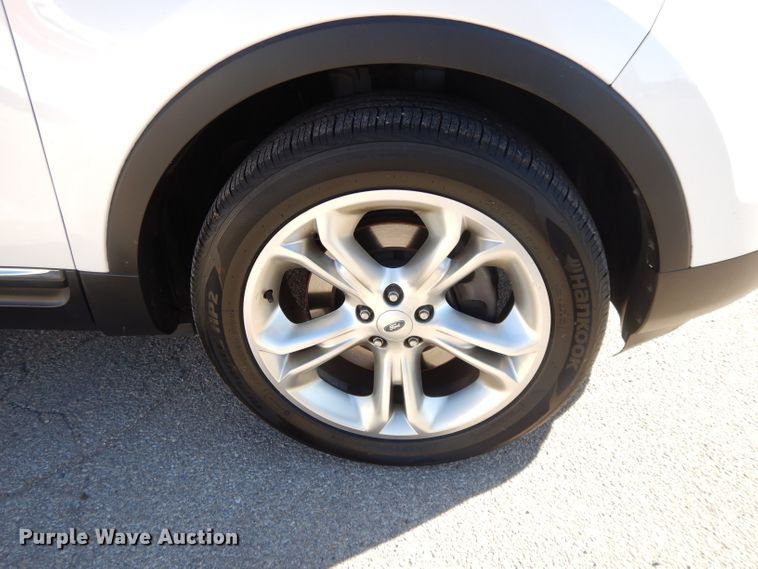 image for item DI8077 2013 Ford Explorer Limited  SUV