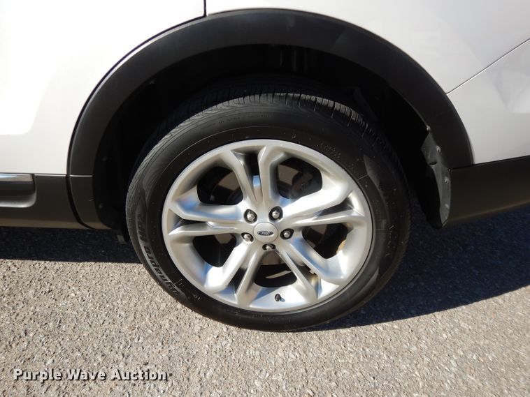 image for item DI8077 2013 Ford Explorer Limited  SUV