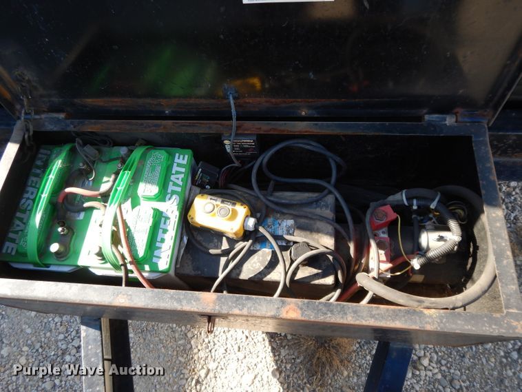 image for item DI8128 2004 H&H dump trailer