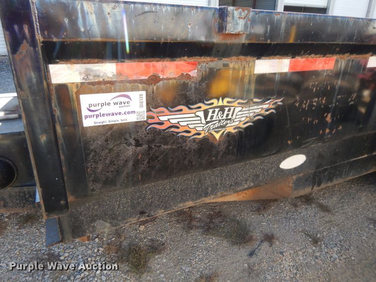 image for item DI8128 2004 H&H dump trailer