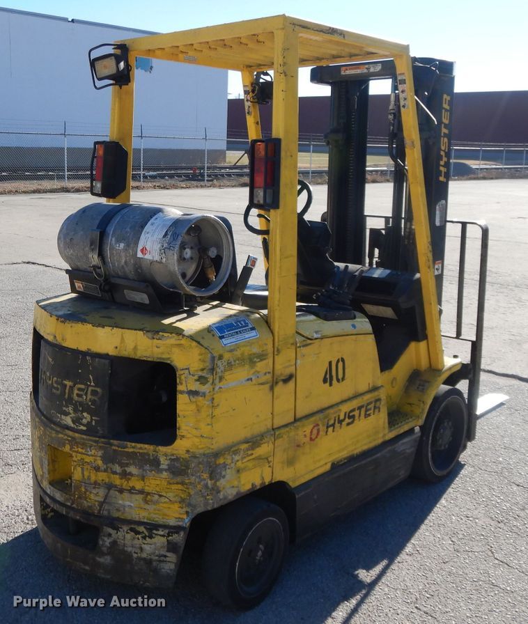 image for item DI8238 Hyster S50XM  forklift