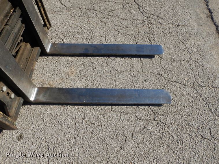 image for item DI8238 Hyster S50XM  forklift