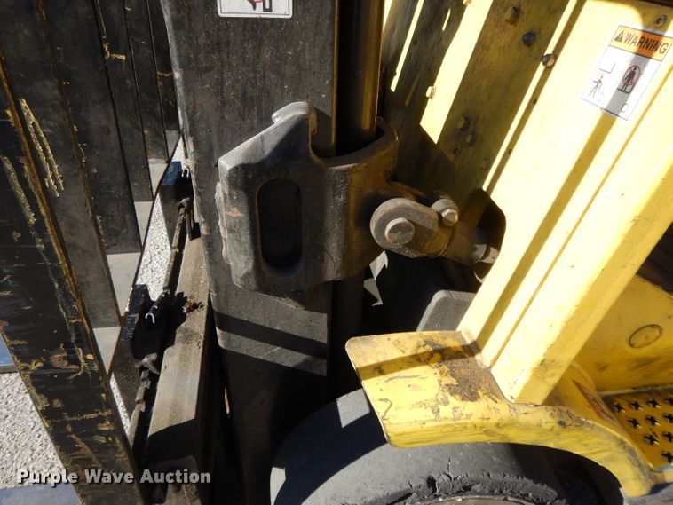 image for item DI8238 Hyster S50XM  forklift