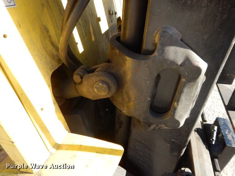 image for item DI8238 Hyster S50XM  forklift