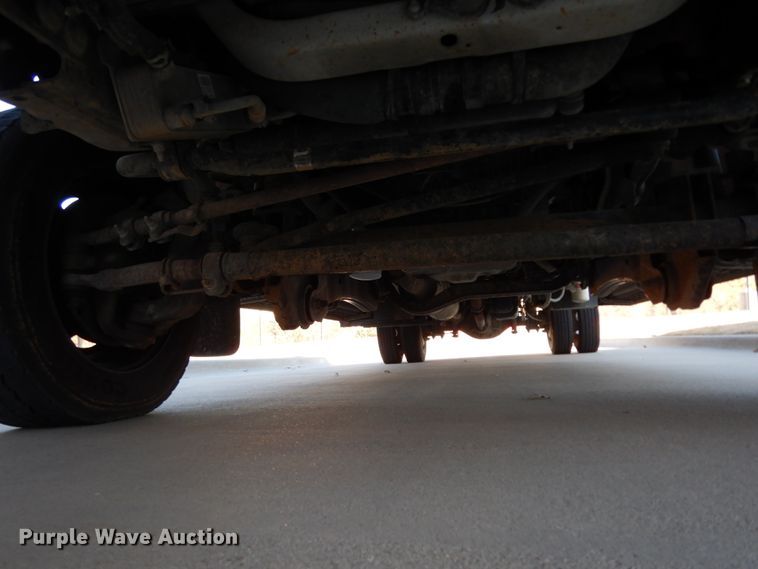 image for item DJ8131 2012 Ford F550 Super Duty  Crew Cab flatbed truck