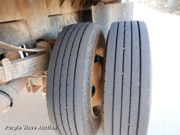 image for item DJ8131 2012 Ford F550 Super Duty  Crew Cab flatbed truck