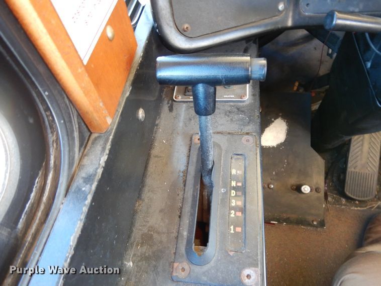 image for item DJ8132 2002 Chance Coach AH28  trolley