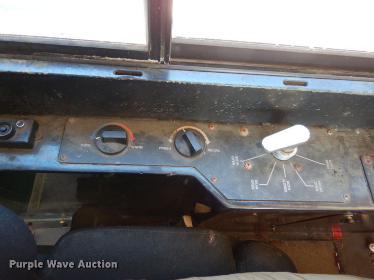 image for item DJ8132 2002 Chance Coach AH28  trolley