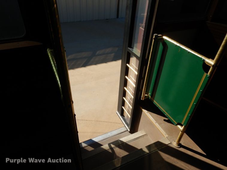 image for item DJ8132 2002 Chance Coach AH28  trolley