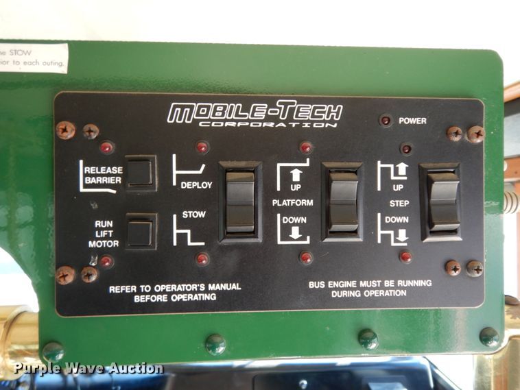 image for item DJ8132 2002 Chance Coach AH28  trolley