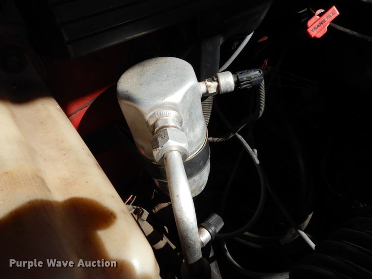 image for item DJ8133 1992 GMC C1500  pickup truck