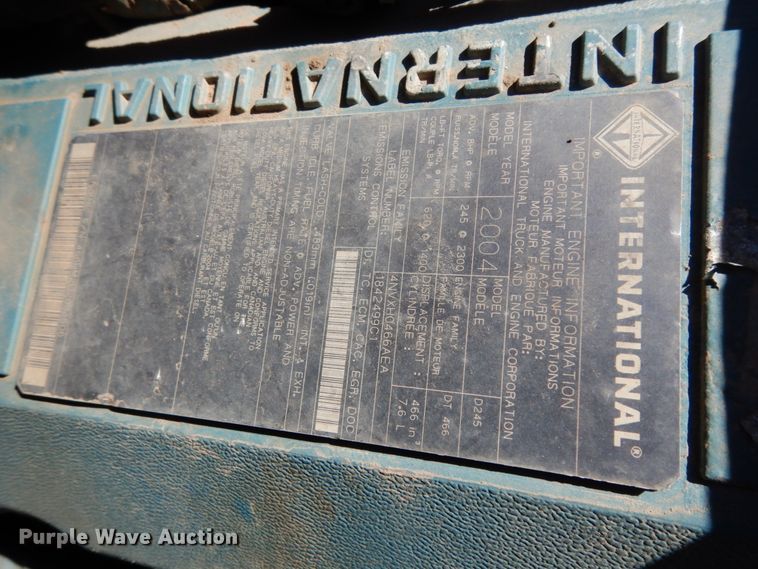 image for item DJ8134 2005 International 4300  digger derrick truck