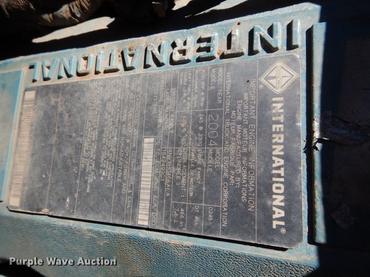 image for item DJ8134 2005 International 4300  digger derrick truck