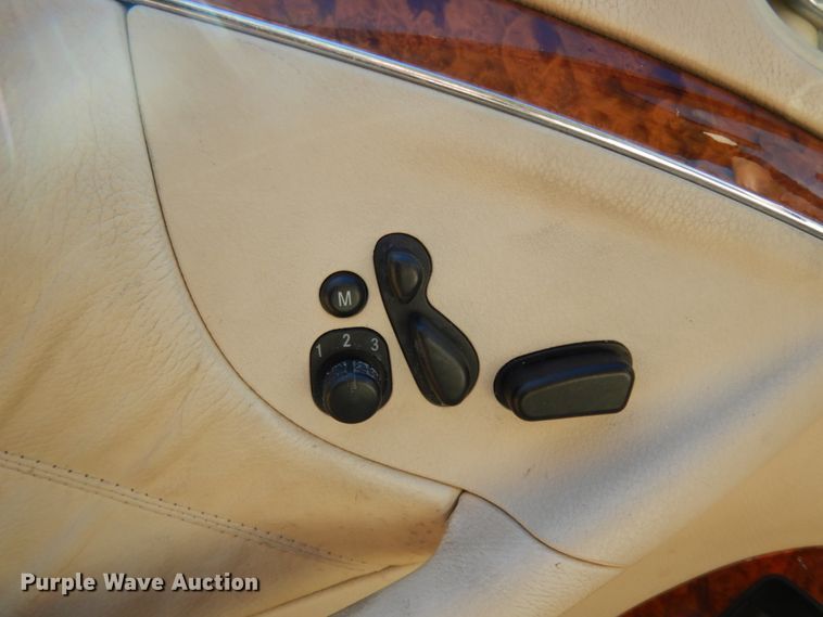 image for item DJ8136 2008 Mercedes Benz CLK350 convertible