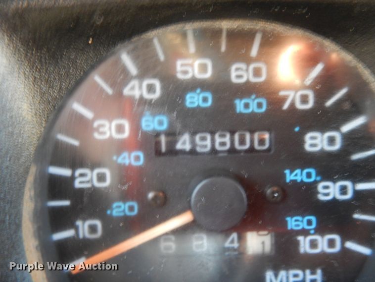 image for item DJ8137 1994 Jeep Wrangler  SUV